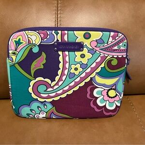 Vera Bradley iPad‎ Case in Heather Paisley pattern - Excellent Condition